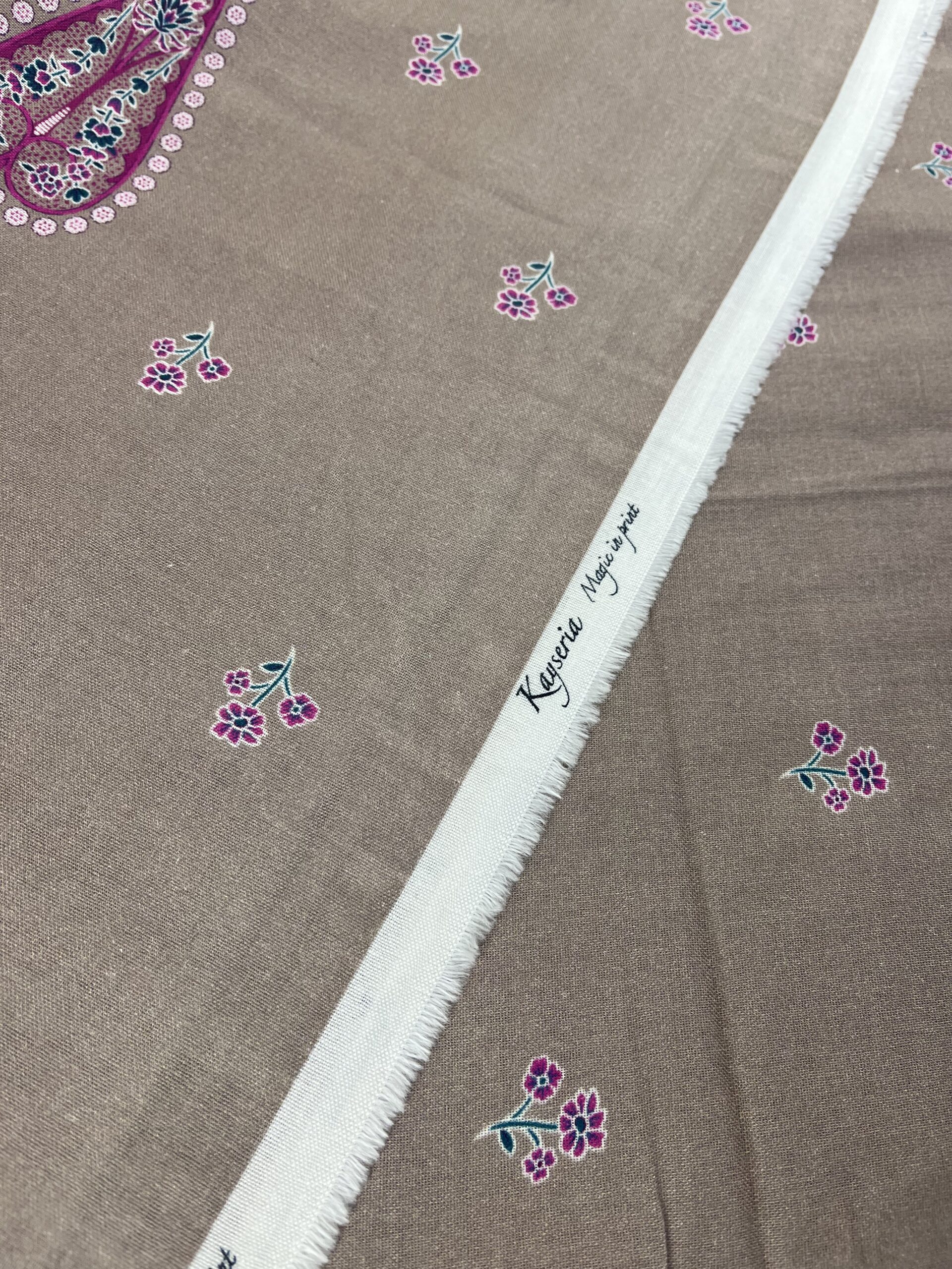 khaddar Unstitch 2 piece - Image 3